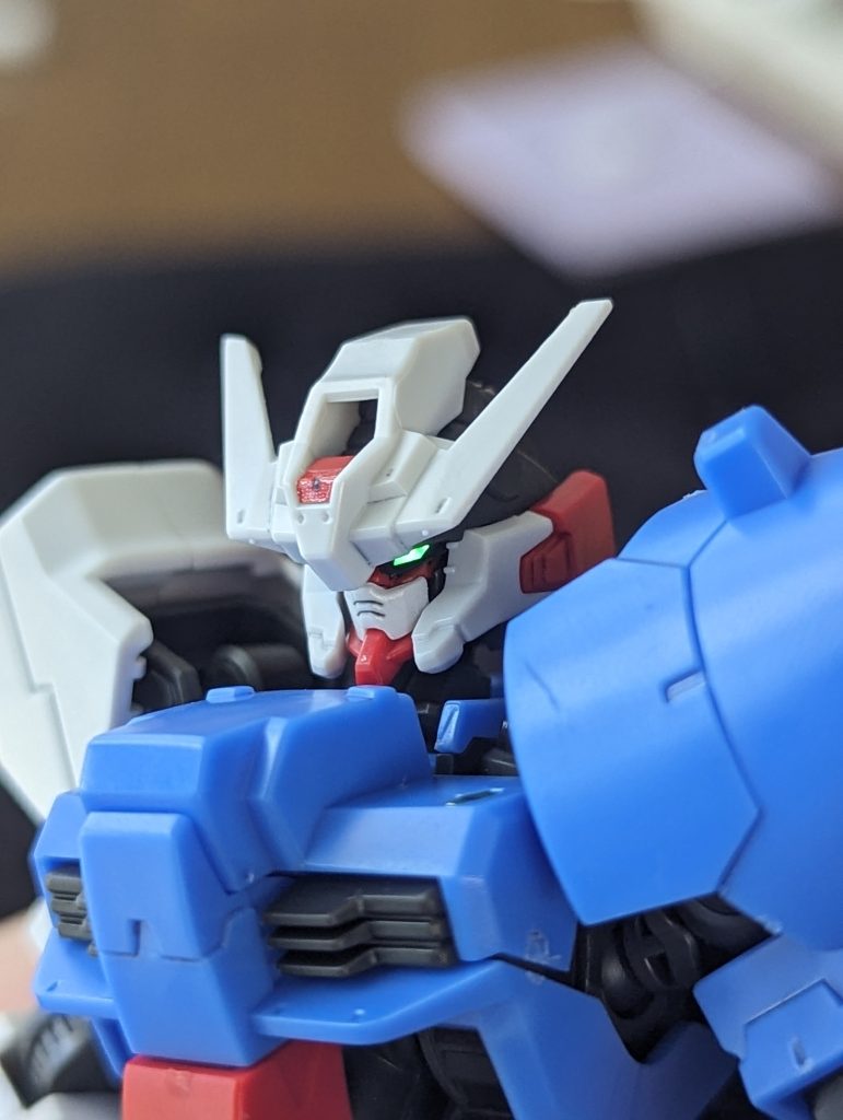 カメラアイシールは自作です。