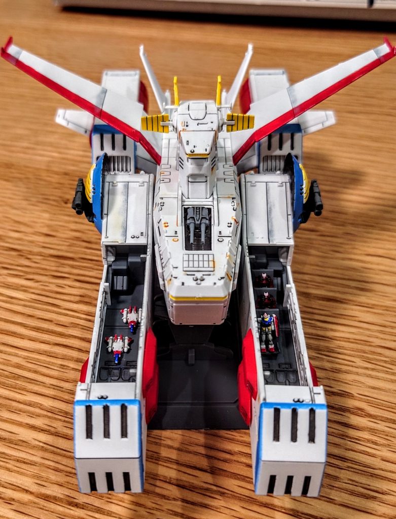 搭載機はガンダム、ガンキャノン、コアブースターで。