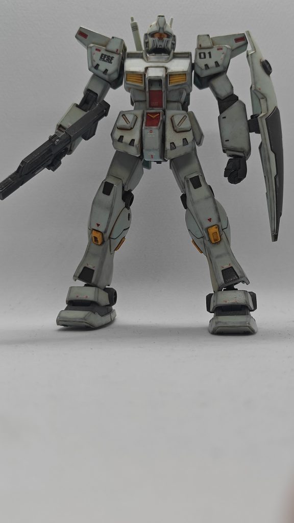 アクセントのためにあちこち部分塗装しています。コーションでカールもほどほどに貼りました。