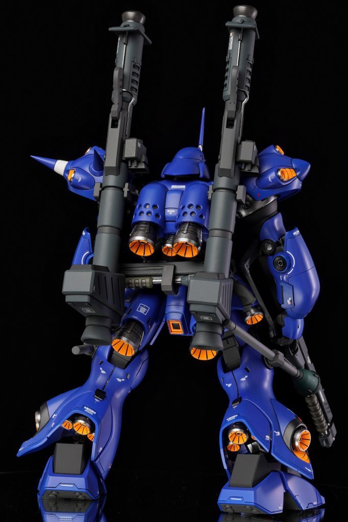 背面です!バーニアとハンドパーツは三角屋さんのパーツに置き換えてます✨武器の合わせ目消しも頑張りました😌