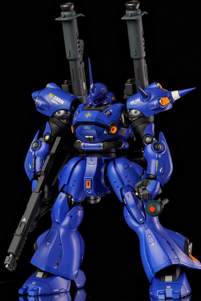 こちら前から全身です!各箇所の外装を割って、ミニ四駆的に言うと肉抜き軽量化させてます✨笑