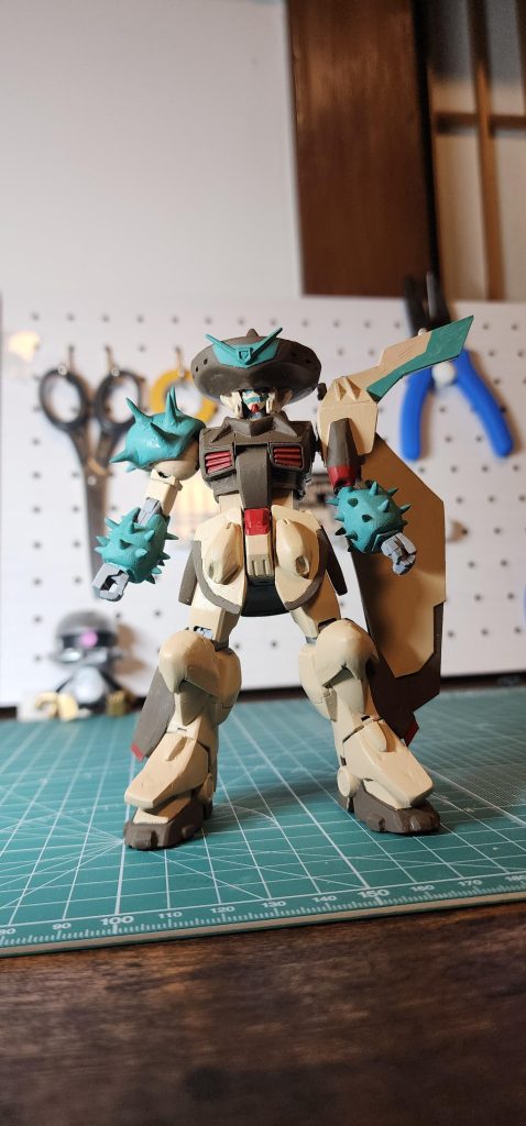 足の形状が少し違うけど、他はなるべく原作どうりに作りました。