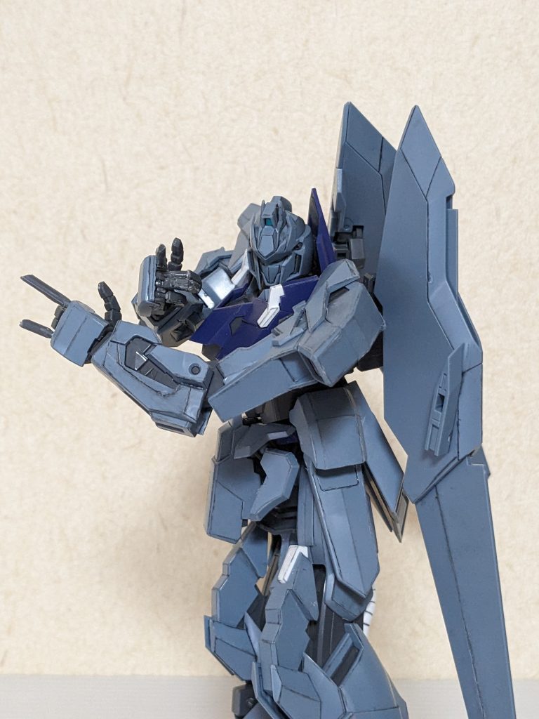 なぜか月に代わってお仕置きよ！ポーズ