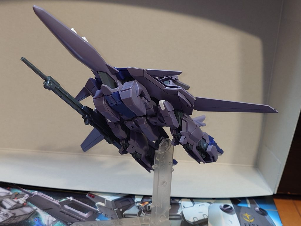 斜め下からこれで大気圏突入は少し…いや結構不安