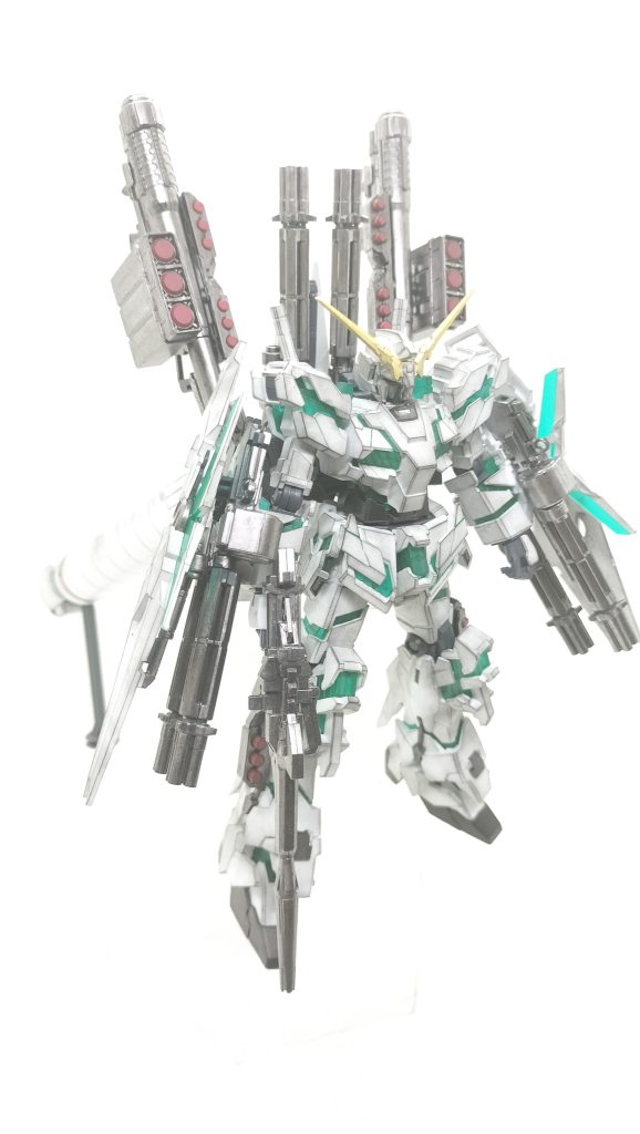 フルアーマー・ユニコーンガンダム(デストロイモード)–3枚目/制作者：かえる