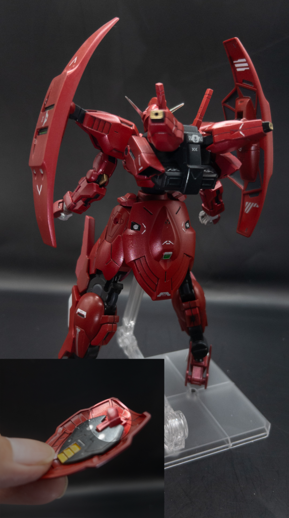 スカートはダリルバルデを採用こっちの方がゴツいから好みそのままだとキャリバーンの腰に接続できないのでプラ板で接続用パーツを自作しましたバックパックはキャリバーンのバックパックにダリルバルデのバックパックを被せる感じで