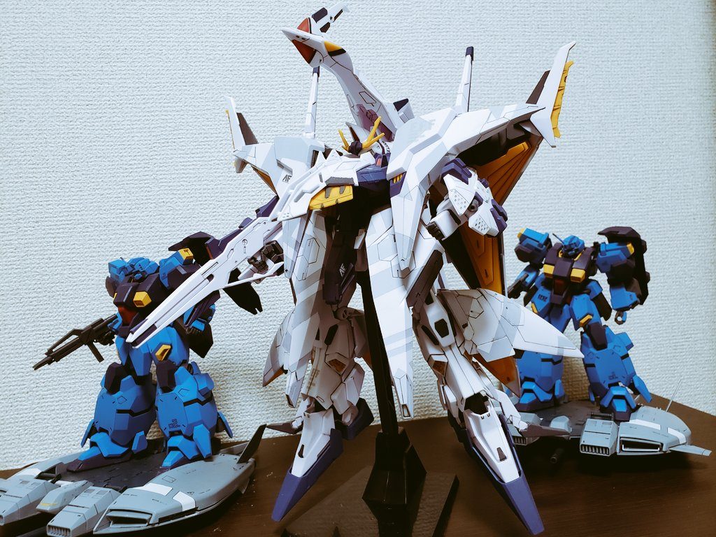 HGペーネロペー(スプリッター迷彩)–2枚目/制作者：@TOMOZO0525