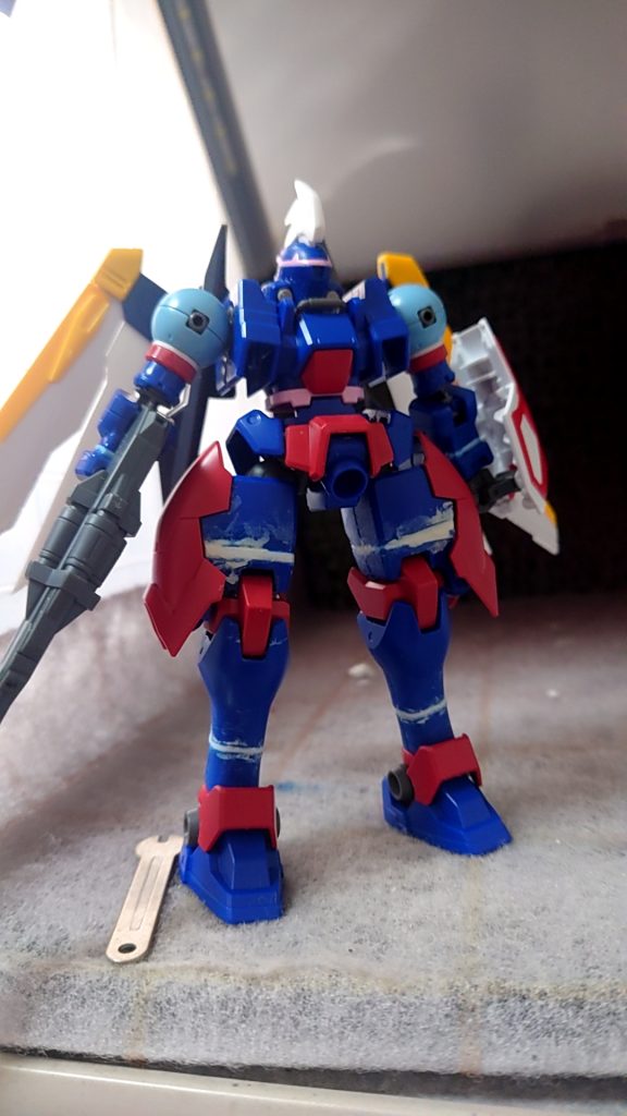 初期製作時です。各箇所1mずつ延長してます。頭部パーツは合間にパチ組みしたレオスの過剰パーツを移植して現在にいたります。