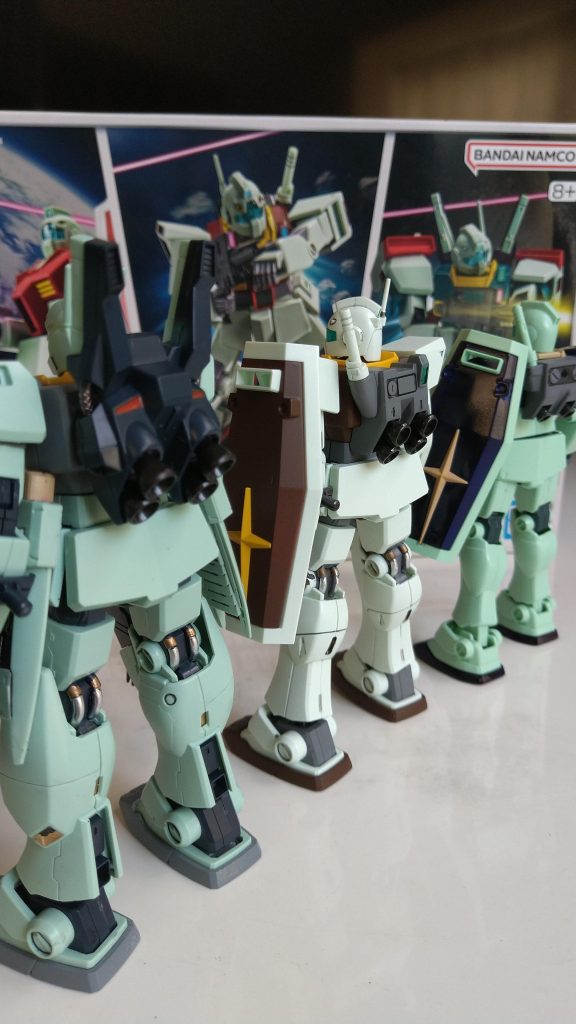 何故かジムのみ失敗続きで何度もやりました。ステッカーまではやりたかったのですが、今一嵌まりきれない状態です。また、機会あればやろうかと思ってます。大分右手の震えが収まってきたかと思ってます。まだまだ頑張って行きます。