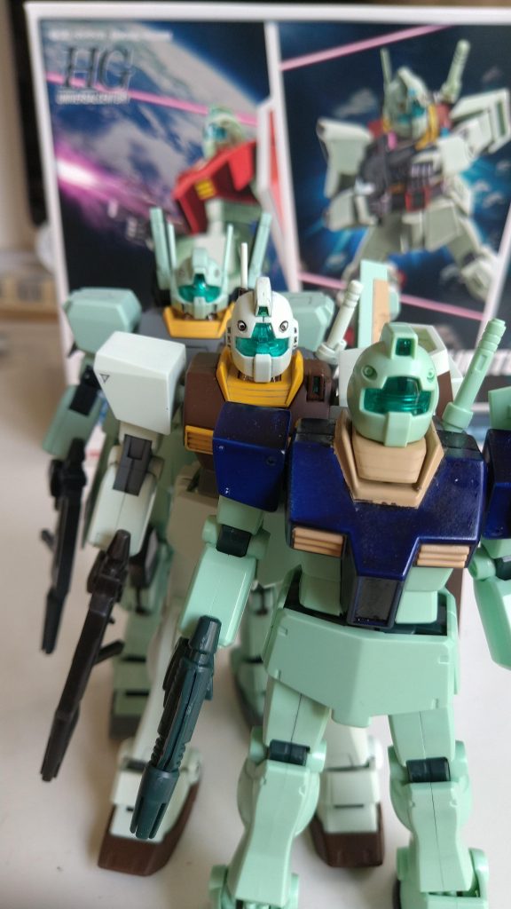 色は、個人的趣味でオリジナルカラーです。合わせ目消し、まだまだですね(笑)ヤスリはまだまだダメですね(笑)頑張ります！