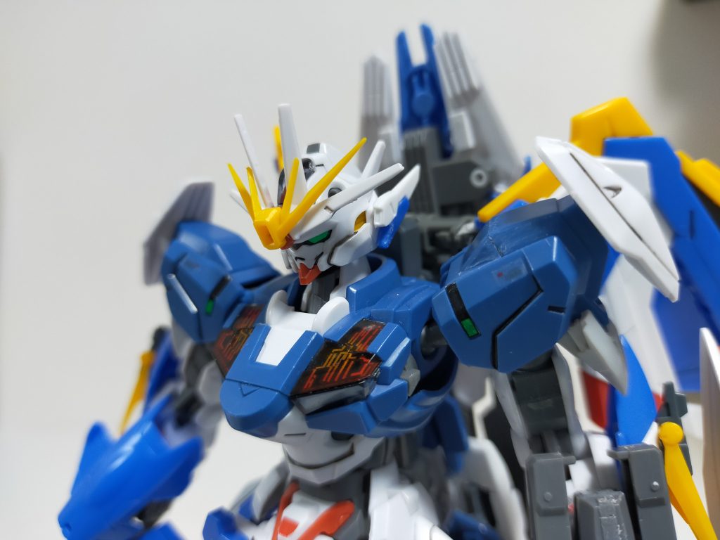 頭部とアップです。あまりにも好きなので載せちゃいましたw元々イケメンなので、更につんつんすると好みです。 ほんとに折れそう。