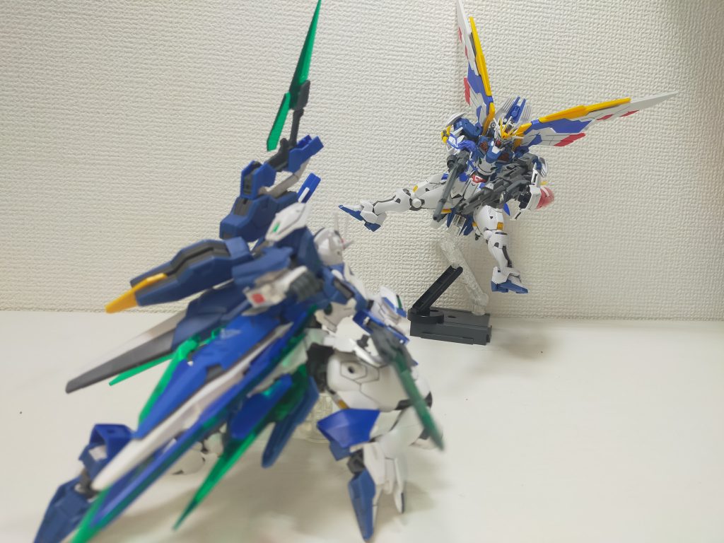 キリ悪くてごめんなさい!どうしてもこの2体の写真が撮りたかったんです!こんな感じの戦いを期待しています!