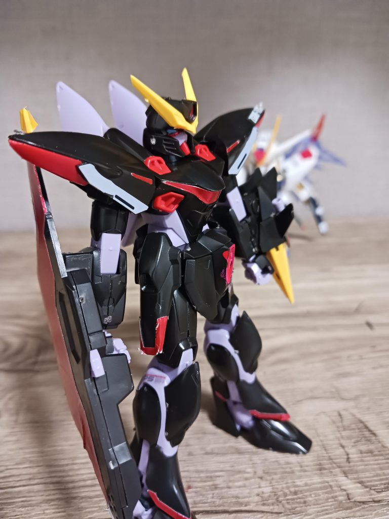 今回はHGのブリッツガンダムをレビューしました。次回はHGのシュバルゼッテSPEC2をレビューしますお楽しみにではさようなら〜