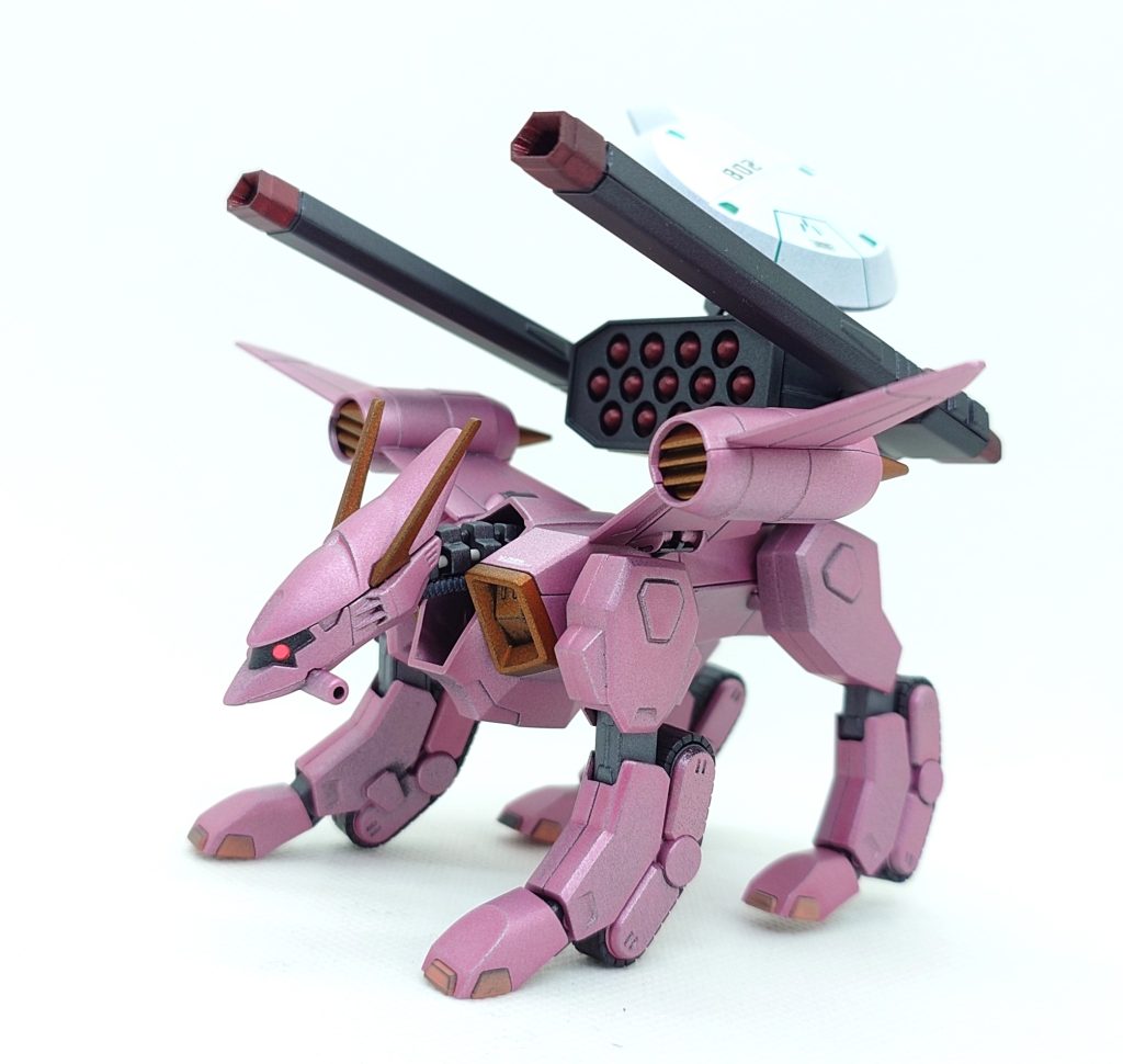 コンセプトは『面白い漢（アスラン）』を一番近くで見る為、『面白い女（メイリン）』専用機です。メイリンイメージなのでレドームっぽいものを付けています。