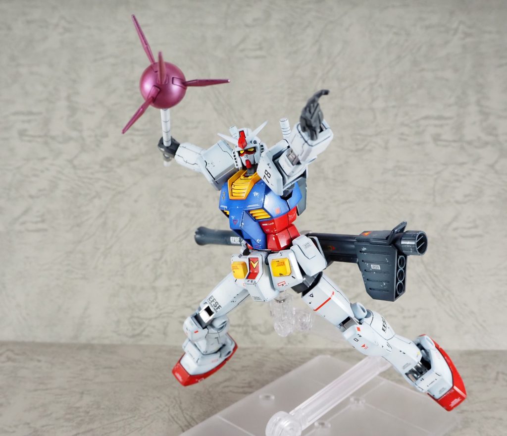 キットの出来が良いため、投擲ポーズもばっちりキまりますね。平手があるのもポイントが高いです。