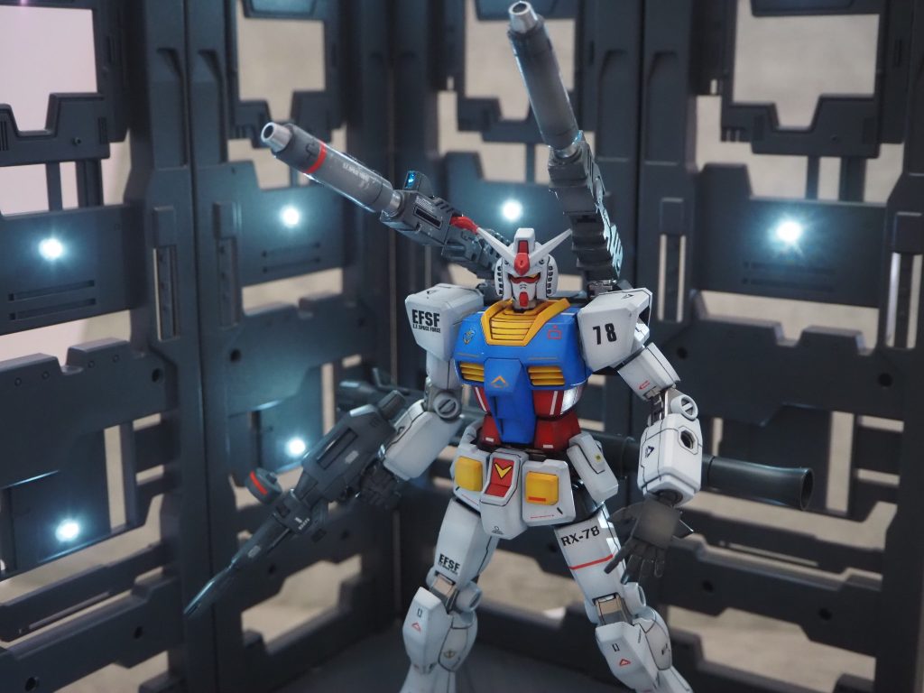 また、今回よりワンダーウェイ様より発売のLEDハンガーベースを使用して写真を撮影しようと思います。これが2000円しないってすごくないですか?