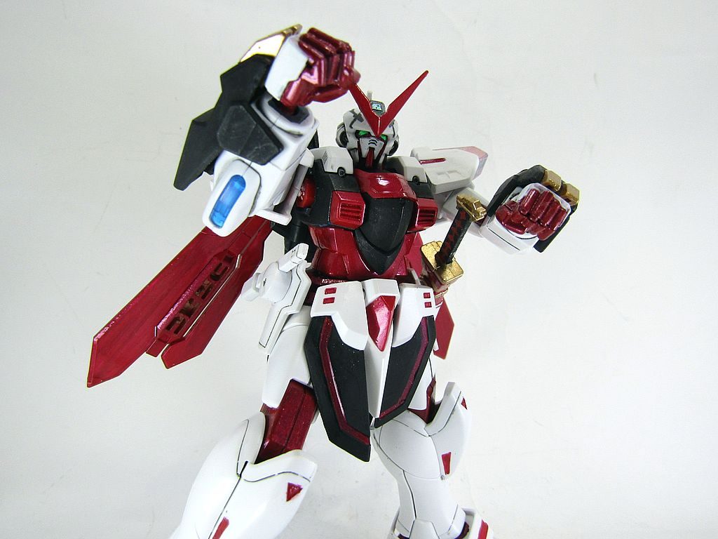 手ほどきを受けた接近格闘のため、