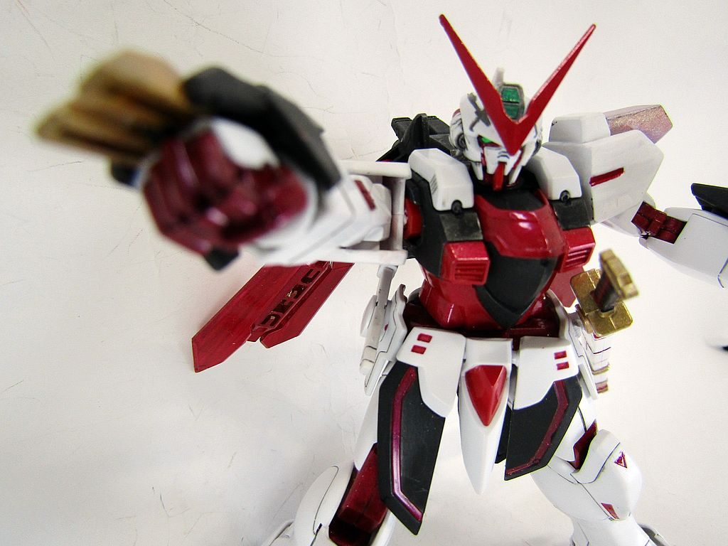 殴ります。ウ〇ヴァリンのように。