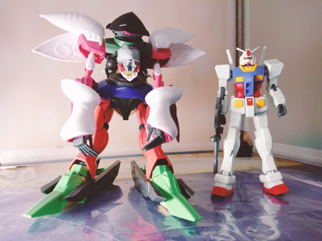 と溜まりに溜まった設定語りでした。最初はゴーグルつける事を思い付かずカプルに近しい雰囲気の機体に仕上げようと考えていました。