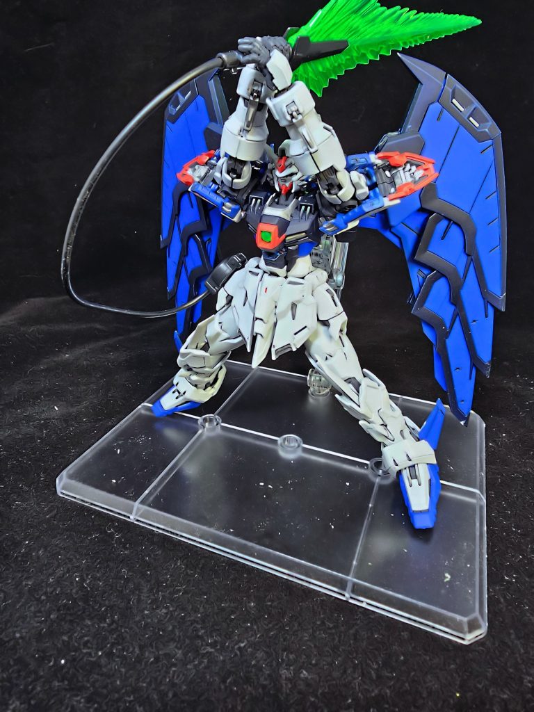 構えがカッコいいのですが、自立困難(私的に)なのが難点。