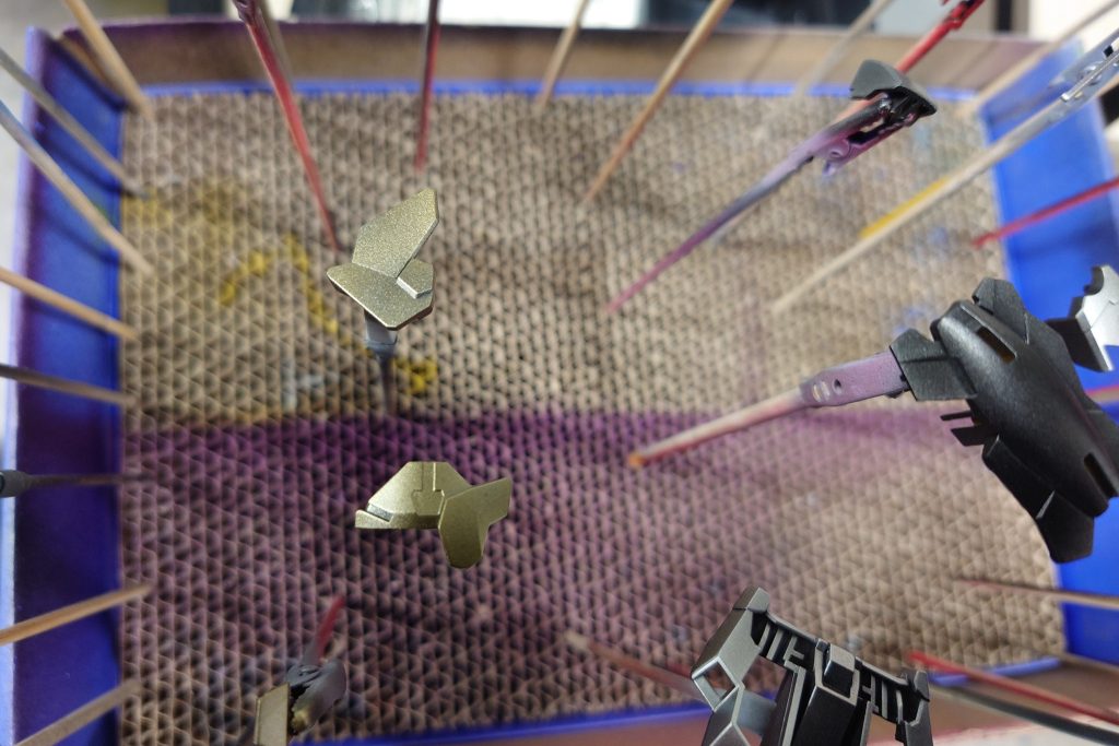 １回目の薄塗り→クリアイエローで