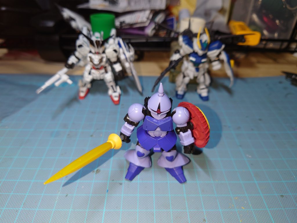 ギャンをベースに考え中 