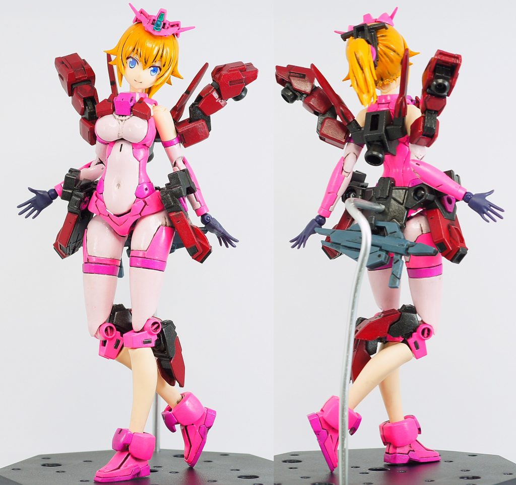 アーマーなしの素体状態です、膝から下は差し替え方式にすることで強引にスタイル問題を解決させました…某パンツアニメと同じ方式だと思って頂ければと悔いが残るのが本来コアガンダムの脚の部分に、あばたーふみなの背部の肩アーマーの一部を加工して装着したことですね…これのせいでヒザが全く曲がらなくなりました…そしてコアスプレーガン用のフックをランナーから作って付けてます