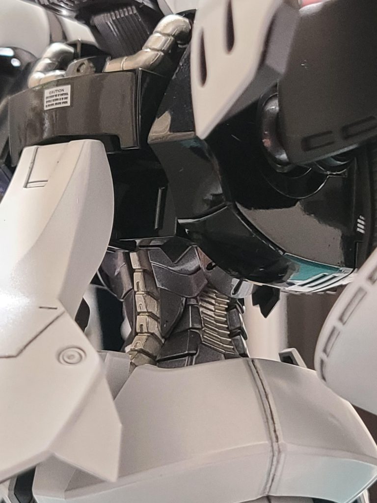 一番の萌えポイント背骨的なところをチタンシルバーで。