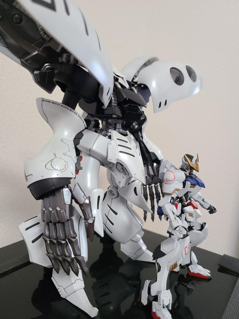 HGバルバドスと比較 でかいです