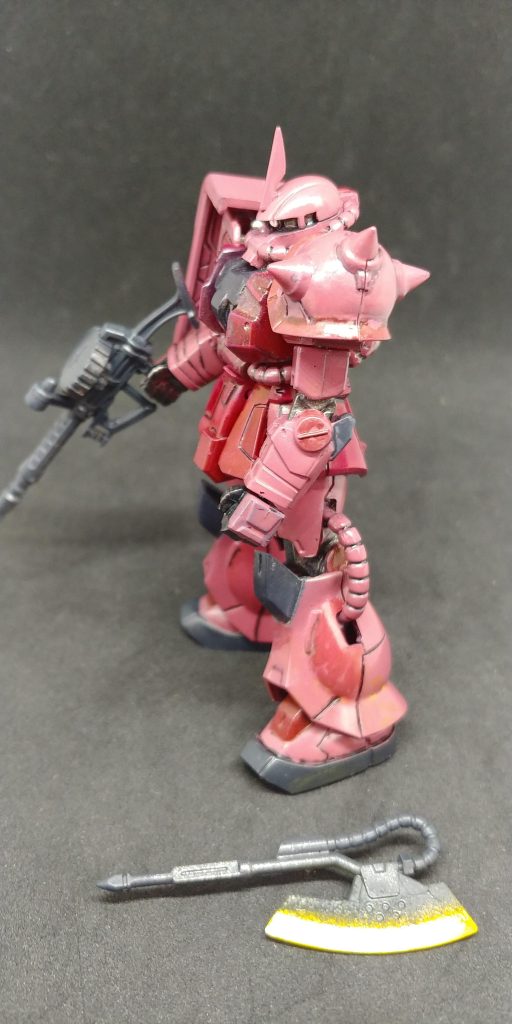 手の差し替えが大変💦ヒートホークは久々にメッキシルバーにマッキーのイエローで