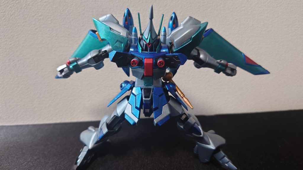 胸のバルカン！