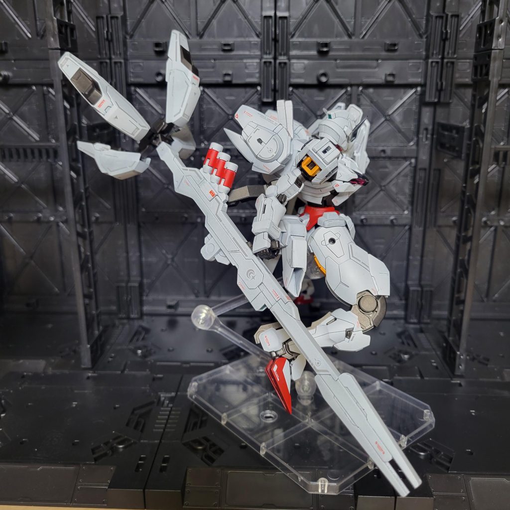 サイドからのアングルホウキの先とカートリッジ？てきな部品が社外パーツです。