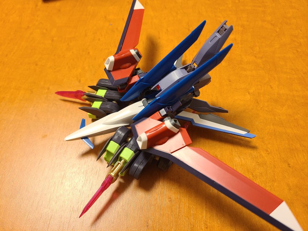 最後にとりあえず出来てる背負い物をチラみせして次の投稿でいつもの如く装備マシマシになります(笑)塗装もするのでさすがに時間が掛かっちゃいますねー。では長々と語ってしまい失礼します～。