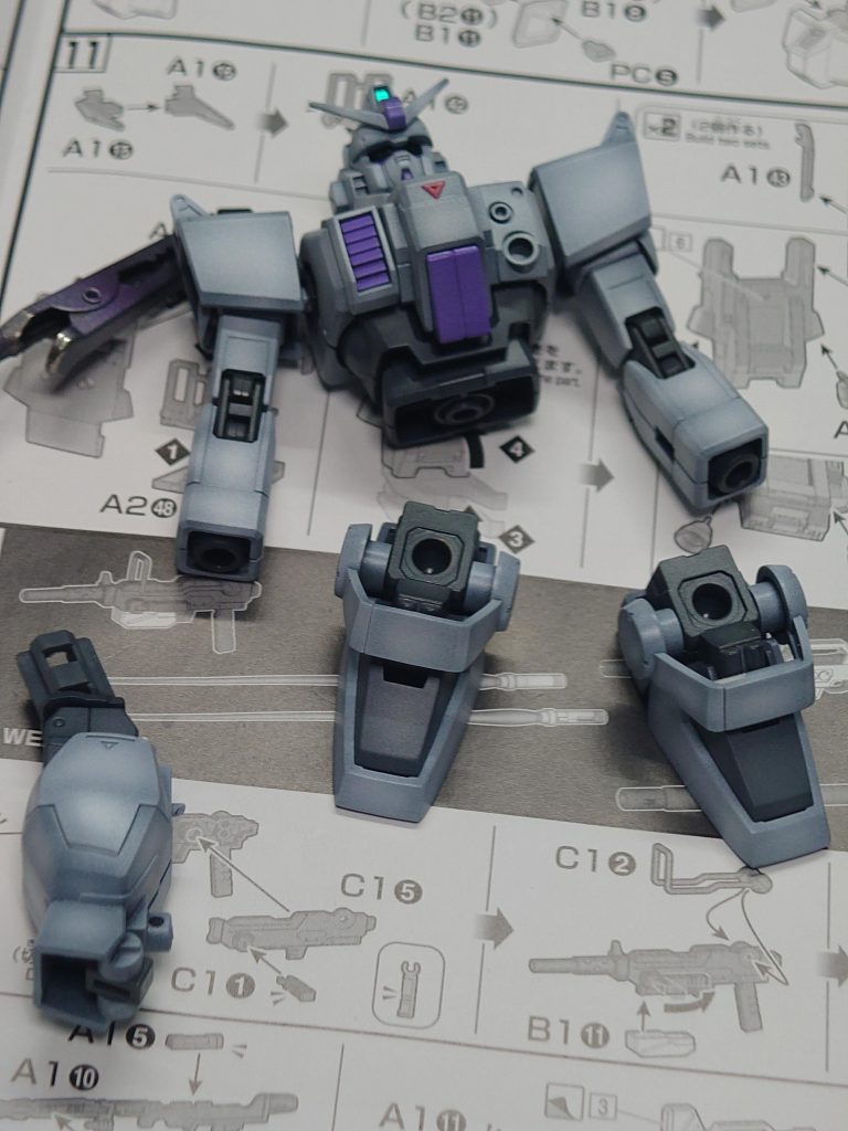 組み立て途中。