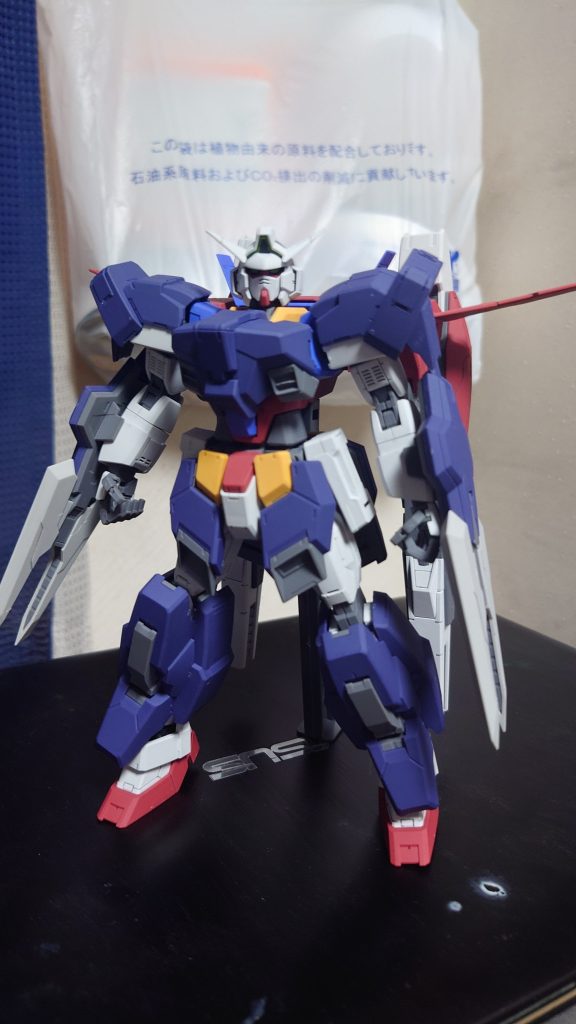 MG 1/100 ガンダムAGE-1 フルグランサ デザイナーズカラーバージョン–2枚目/制作者：peropero134