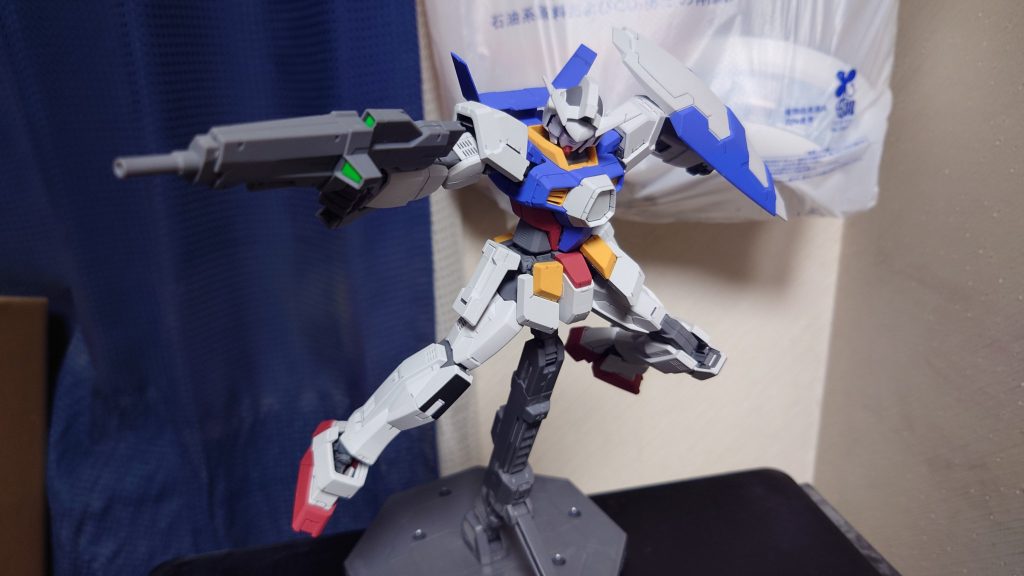 MG 1/100 ガンダムAGE-1 フラット デザイナーズカラーバージョン–3枚目/制作者：peropero134