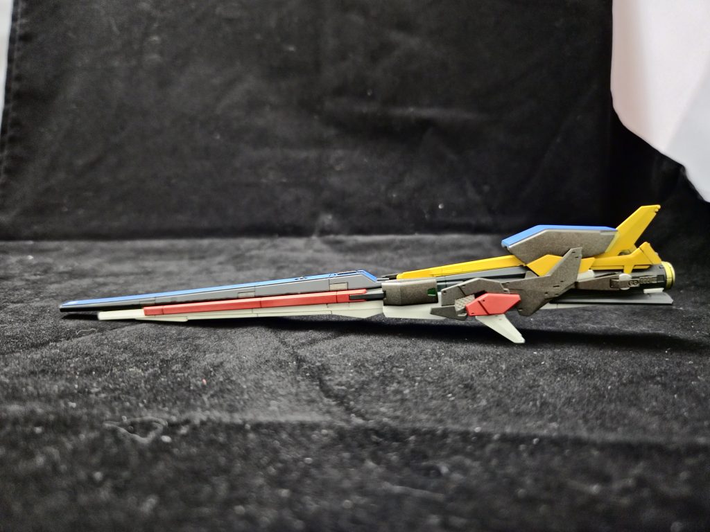 ロングレンジフィンファンネル単品。特に塗り分けにこだわりました。