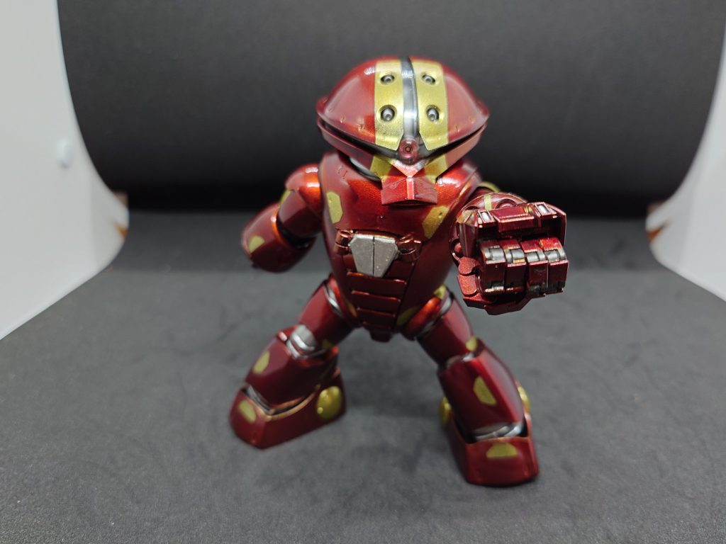 左手のレーザー砲2門(手の甲にある銀色部分)、それと頭部の4連CIWSとなります。