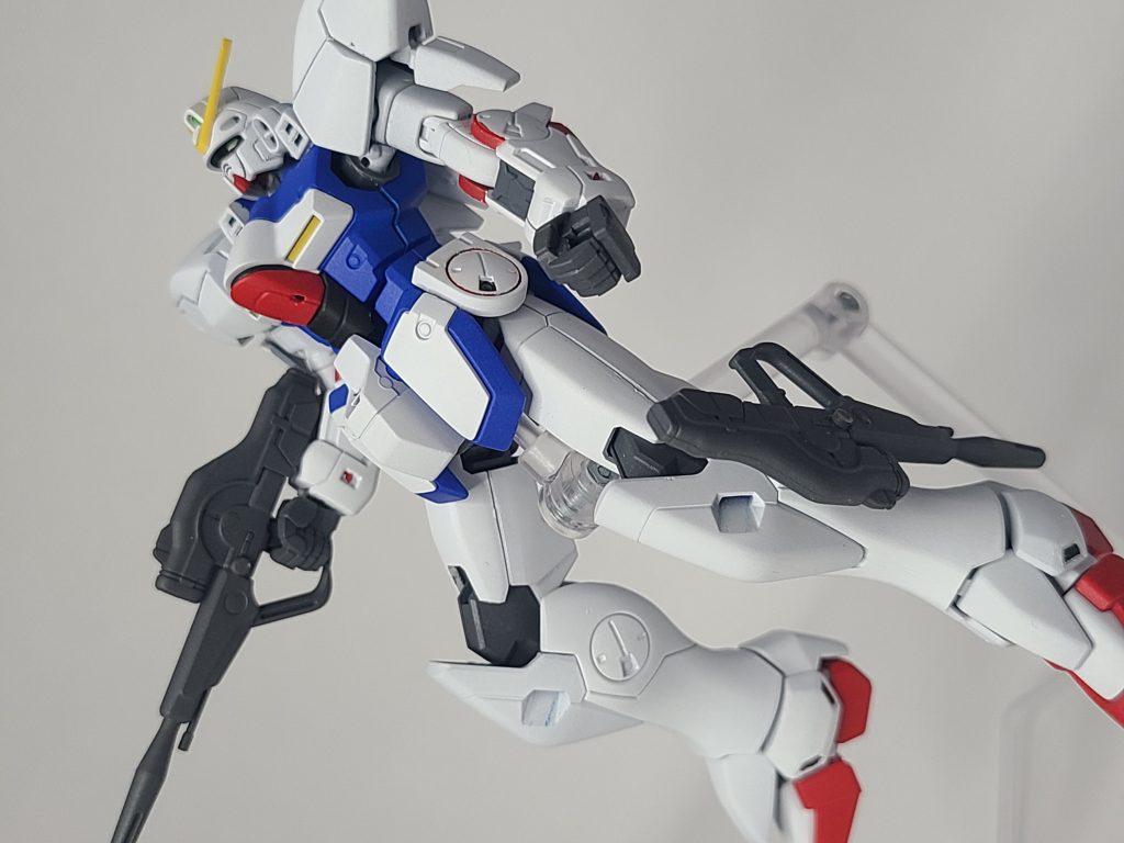 閲覧ありがとうございます!このVだけで3キット使ってます(笑)分かる人はかなりガンプラマニアかVガンダムマニアです(笑)また次回に続きます。