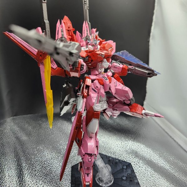 可変系試作機ガンダムラファール