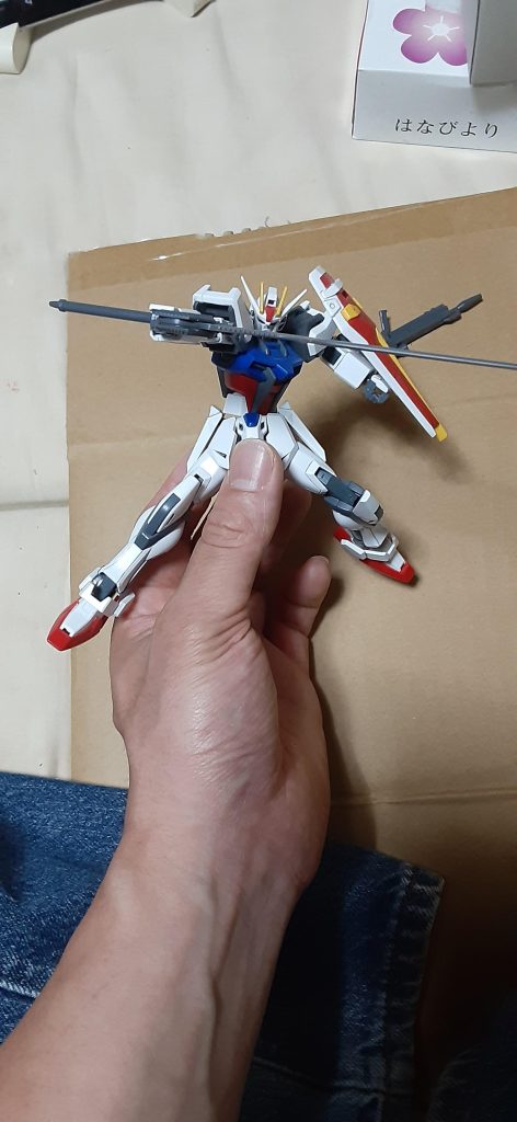 続いてガンダムエボルヴで印象的なグランドスラム‼️あの戦闘はちょっとキラ君ぽくない(ストライク時代は守る戦いはしてたけど基地に乗り込むまでは…)ですが、狭い基地の中臨機応変で凄い動きしてて、このグランドスラムで二体ぐらいジンを串刺しにしてましたな…てか結局これってなんの機体に使う予定だったんでしょ？