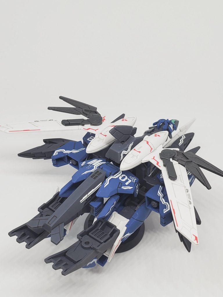 なんとなく水中迷彩に見えればヨシ！(羽根が大きくてこの状態だと見えない…)