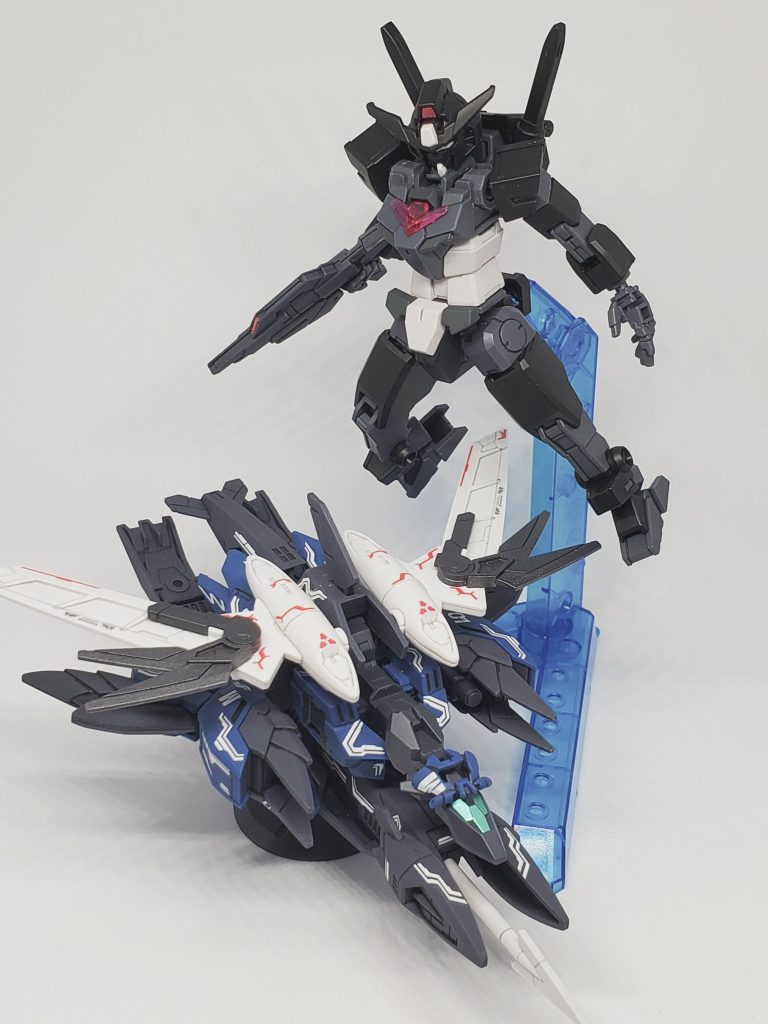 長い武器はやはりポージング難、分離して飾るか…