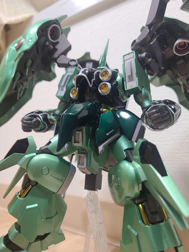 ポージング下手ですね