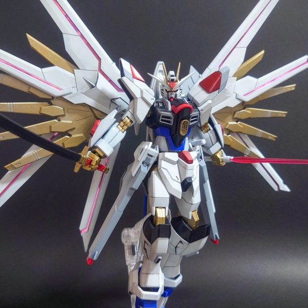 HG 1/144 マイティストライクフリーダムガンダム