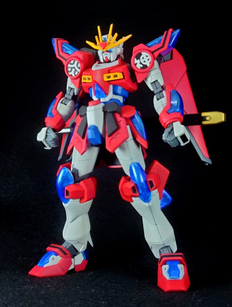 ノーマルモードセンサー部分は塗装ではなく付属シールの上にラピーテープを張り切り出した形です。大分綺麗にキラッとしてくれるので蛍光カラーで光らせるなどでなければ、下手にメタリック下地でクリアを塗るより個人的に好みな感じになりました。