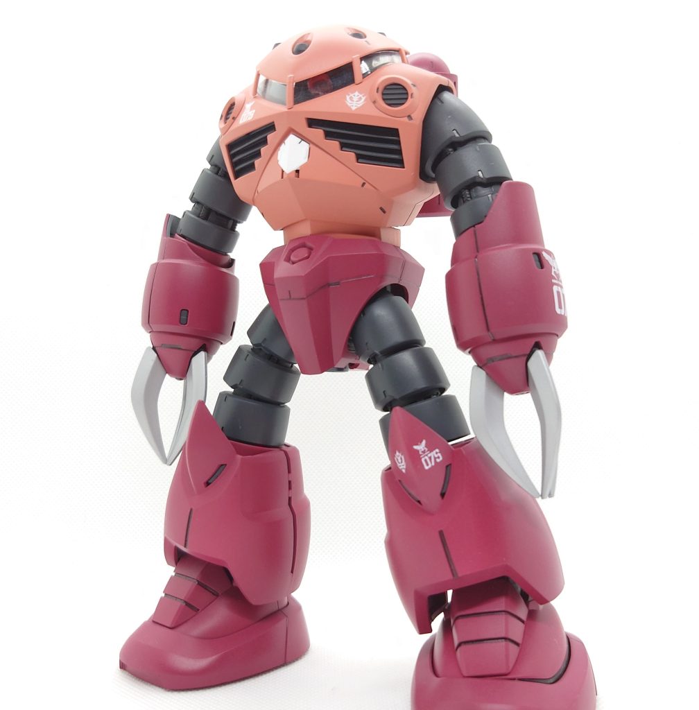 今回はオリジナリティはあまり出さず、なるべく設定カラーに近い色合いで纏めよう心がけました。デカールも控え目にしてあまり煩くせず、個人的には綺麗に纏まったかなと思っています