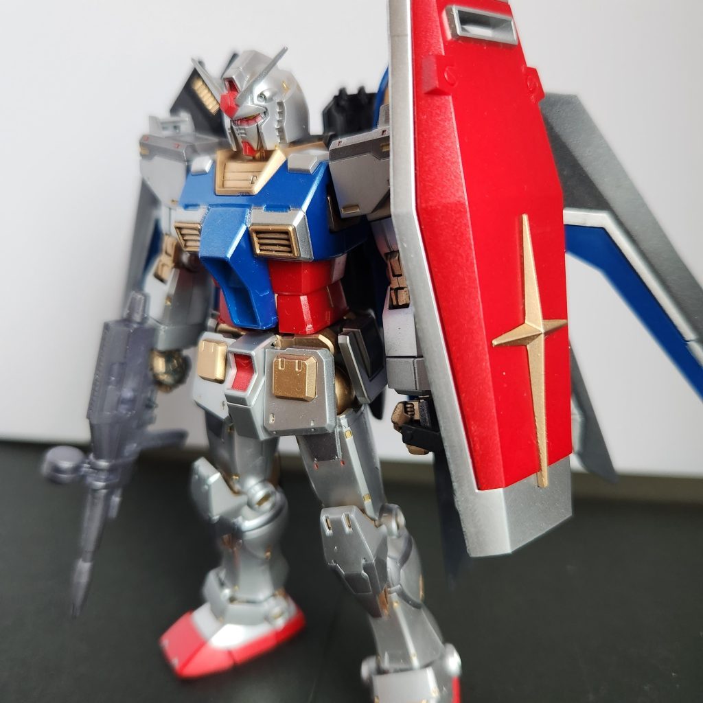 ファーストライジングガンダム–4枚目/制作者：アイアンビリー