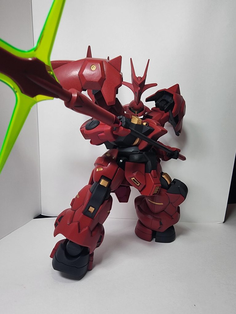 十字槍を構えられるのいいよね、、