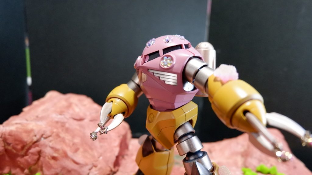 爪の先まで隙がない仕上がり